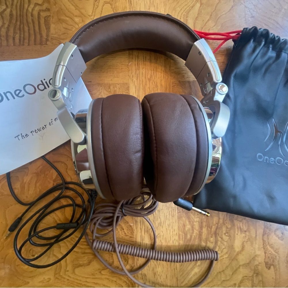 COMFY ODIO Headphones! 